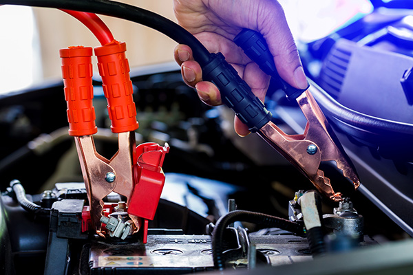 Using a Cigarette Lighter Jumper Safely - Avoid These Common Mistakes